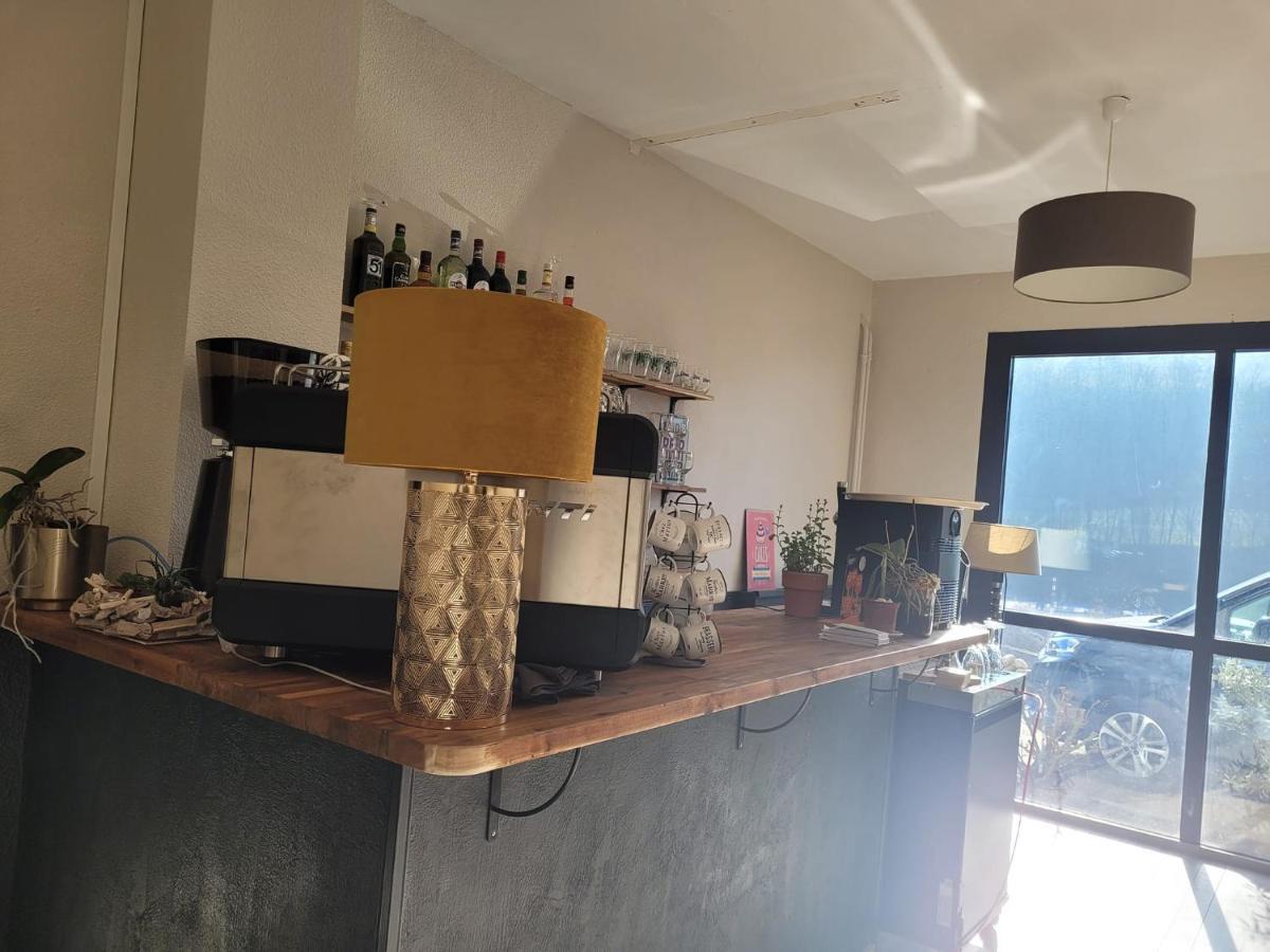 למאסטר Logis Hotel Restaurant L'Escapade מראה חיצוני תמונה