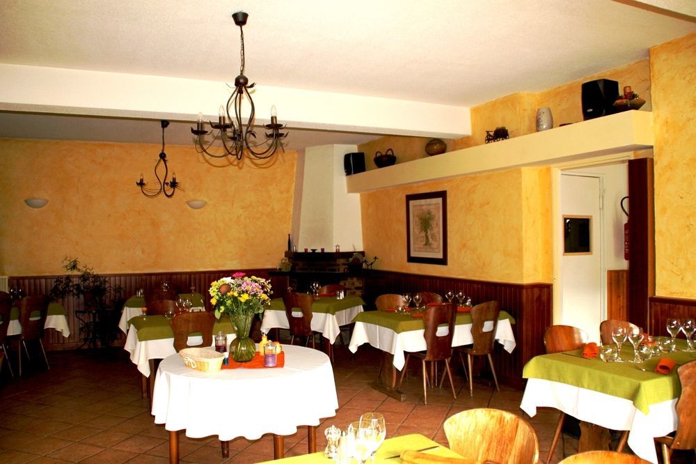למאסטר Logis Hotel Restaurant L'Escapade מראה חיצוני תמונה